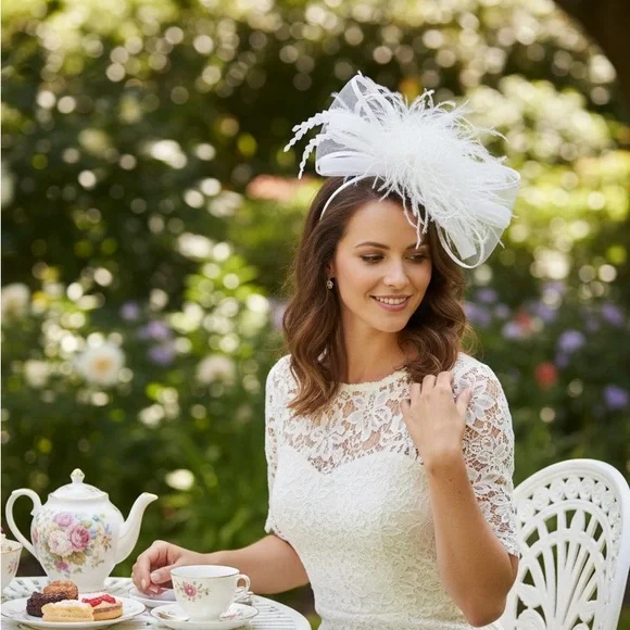 White Fascinator Hat, Wedding Bridal Bow Fascinator Hat  display picture 2